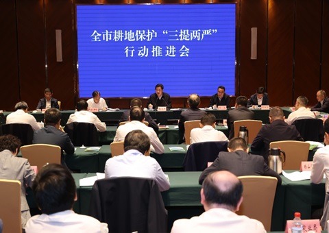 无锡开展耕地；；；ぁ叭崃窖稀毙卸 打造墟落振兴新引擎