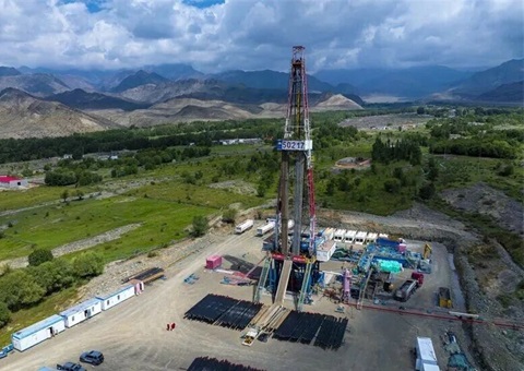 新疆加速推进柴窝堡凹陷北缘油气勘探，有望形成大型油气田